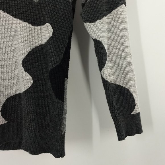 Express Small Grey Camo Waffle Pullover Sweater - Picture 3 of 6